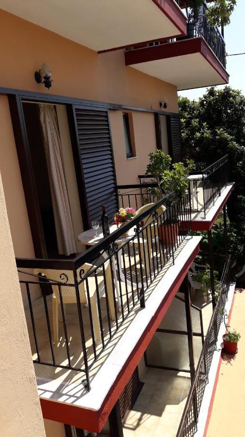 Vasiliki See View Apartments บาร์บาตี ภายนอก รูปภาพ