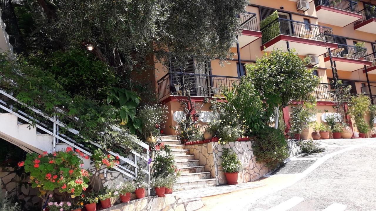 Vasiliki See View Apartments บาร์บาตี ภายนอก รูปภาพ