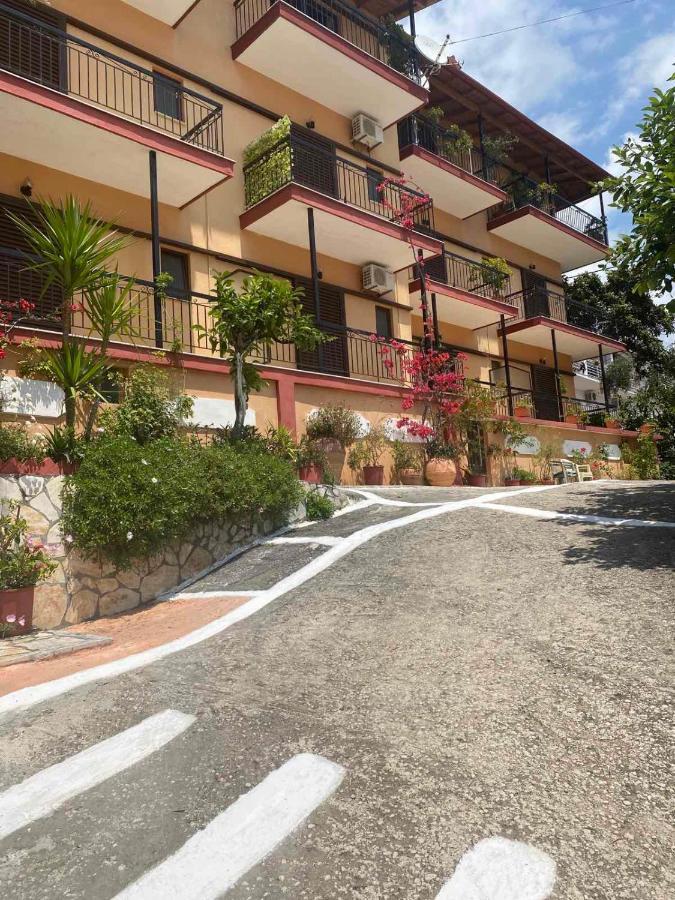 Vasiliki See View Apartments บาร์บาตี ภายนอก รูปภาพ