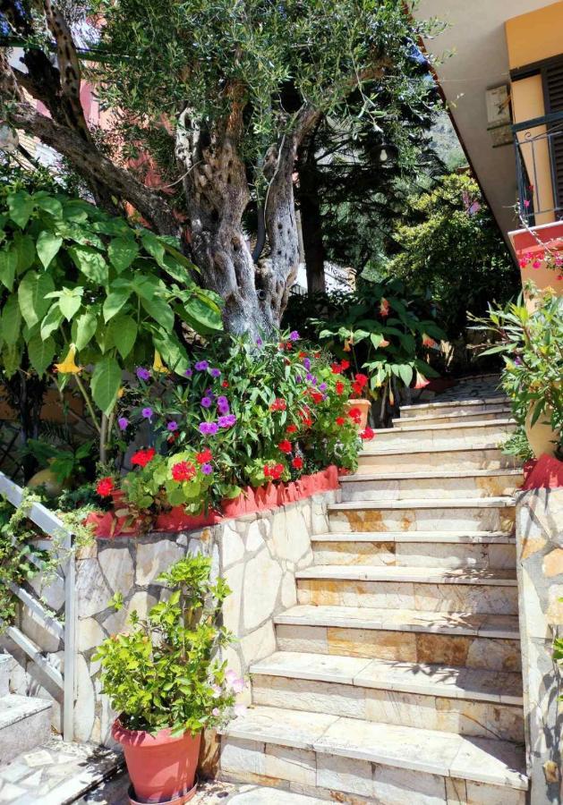 Vasiliki See View Apartments บาร์บาตี ภายนอก รูปภาพ