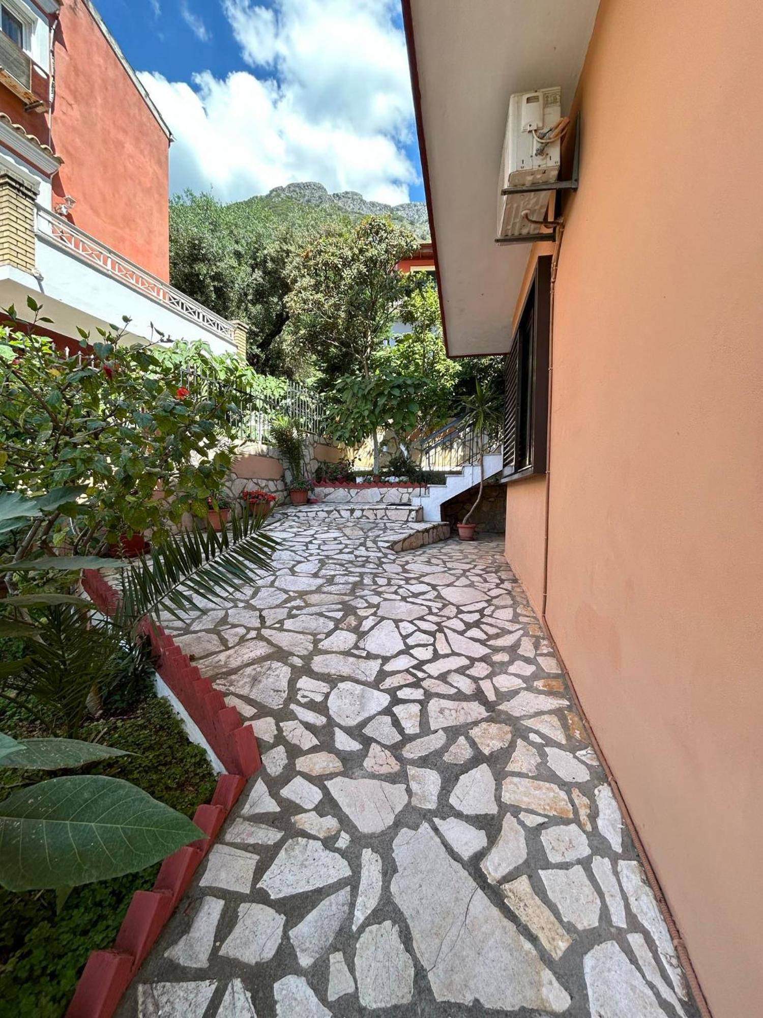Vasiliki See View Apartments บาร์บาตี ภายนอก รูปภาพ